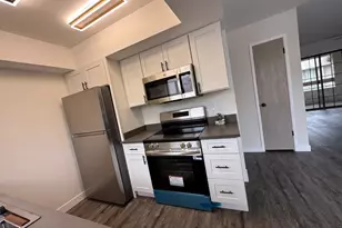 3119 W Cochise Dr, Phoenix, AZ 85051 - Photo 7