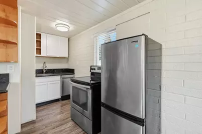 623 S Country Club Drive #8, Mesa, AZ 85210 - Photo 5