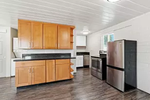 623 S Country Club Dr, Mesa, AZ 85210 - Photo 17