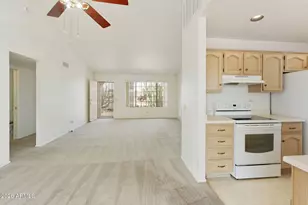 10313 E Navajo Pl, Sun Lakes, AZ 85248 - Photo 7