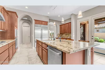 790 E Sunburst Lane, Tempe, AZ 85284 - Photo 3