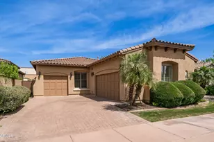 790 E Sunburst Ln, Tempe, AZ 85284 - Photo 1