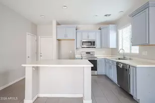 10423 W Hughes Dr, Tolleson, AZ 85353 - Photo 9