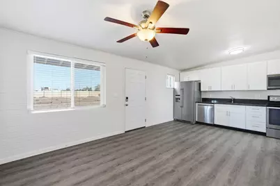 623 S Country Club Drive #15, Mesa, AZ 85210 - Photo 9