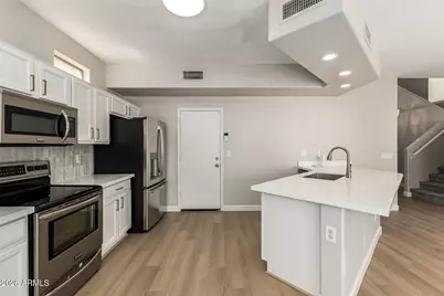 9923 E Edgewood Avenue, Mesa, AZ 85208 - Photo 7