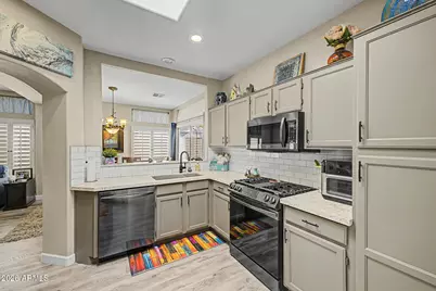 20034 N Greenview Drive, Sun City West, AZ 85375 - Photo 9