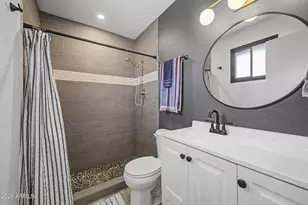 8001 N 17th Dr, Phoenix, AZ 85021 - Photo 23