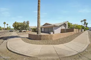 8001 N 17th Dr, Phoenix, AZ 85021 - Photo 3