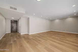 8716 E Mitchell Dr, Scottsdale, AZ 85251 - Photo 5