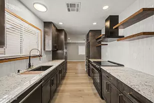 8716 E Mitchell Dr, Scottsdale, AZ 85251 - Photo 9