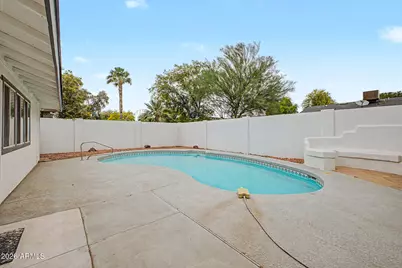 8716 E Mitchell Drive, Scottsdale, AZ 85251 - Photo 25