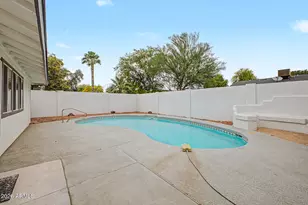 8716 E Mitchell Dr, Scottsdale, AZ 85251 - Photo 25
