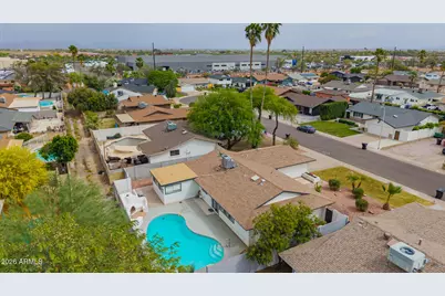 8716 E Mitchell Drive, Scottsdale, AZ 85251 - Photo 35