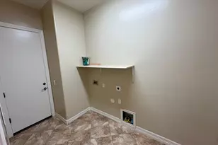 15234 W Voltaire St, Surprise, AZ 85379 - Photo 13