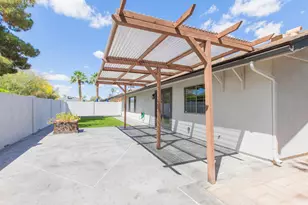 2607 E Larkspur Dr, Phoenix, AZ 85032 - Photo 57