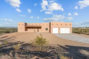 285 Ironwood Pl, Wickenburg, AZ 85390 - Photo 1