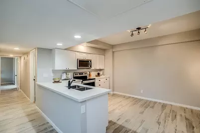 351 E Thomas Road #Unit D201, Phoenix, AZ 85012 - Photo 15