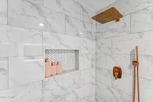 2190 E Greenway Dr, Tempe, AZ 85282 - Photo 27