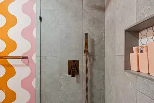 2190 E Greenway Dr, Tempe, AZ 85282 - Photo 33