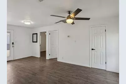 2118 E Oak Street #B, Phoenix, AZ 85006 - Photo 7