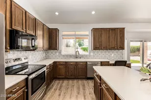 8775 W Kathleen Rd, Peoria, AZ 85382 - Photo 3