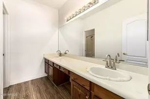 8775 W Kathleen Rd, Peoria, AZ 85382 - Photo 21