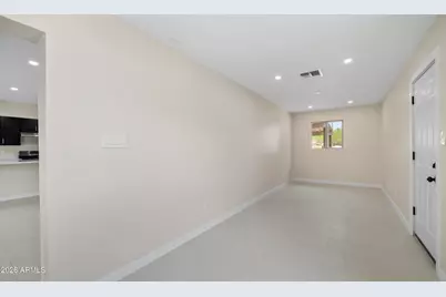 1325 E Avalon Drive, Phoenix, AZ 85014 - Photo 17
