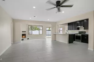 1325 E Avalon Dr, Phoenix, AZ 85014 - Photo 7