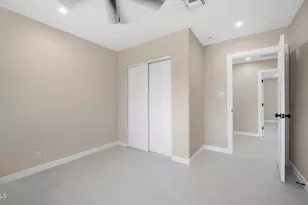 1325 E Avalon Dr, Phoenix, AZ 85014 - Photo 29