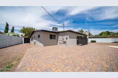 1325 E Avalon Drive, Phoenix, AZ 85014 - Photo 33