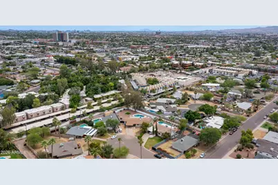 1325 E Avalon Drive, Phoenix, AZ 85014 - Photo 45