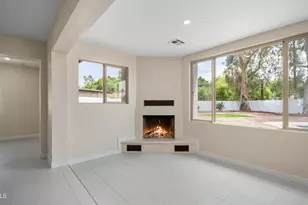 1325 E Avalon Dr, Phoenix, AZ 85014 - Photo 13