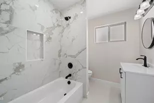 1325 E Avalon Dr, Phoenix, AZ 85014 - Photo 25