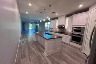 9722 E Tungsten Dr, Mesa, AZ 85212 - Photo 3