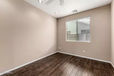 7539 W Wood Street, Phoenix, AZ 85043 - Photo 9