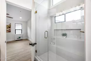 8876 E Windrose Dr, Scottsdale, AZ 85260 - Photo 29