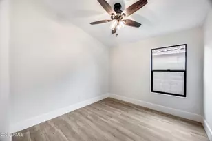 8876 E Windrose Dr, Scottsdale, AZ 85260 - Photo 33