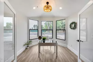 8876 E Windrose Dr, Scottsdale, AZ 85260 - Photo 9