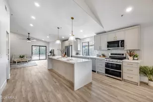 8876 E Windrose Dr, Scottsdale, AZ 85260 - Photo 11