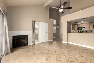 2019 W Lemon Tree Pl, Chandler, AZ 85224 - Photo 7