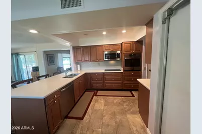 17652 N Del Webb Boulevard, Sun City, AZ 85373 - Photo 15