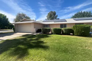 17652 N Del Webb Blvd, Sun City, AZ 85373 - Photo 1