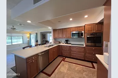 17652 N Del Webb Boulevard, Sun City, AZ 85373 - Photo 11