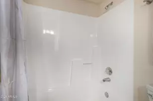 11640 N 51st Ave, Glendale, AZ 85304 - Photo 23