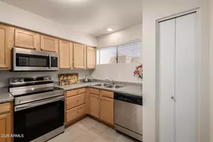 11640 N 51st Ave, Glendale, AZ 85304 - Photo 1