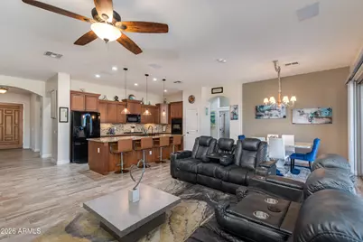 7718 N 84th Lane, Glendale, AZ 85305 - Photo 11