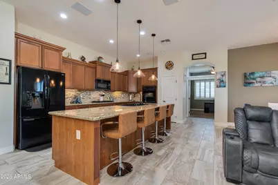 7718 N 84th Lane, Glendale, AZ 85305 - Photo 13