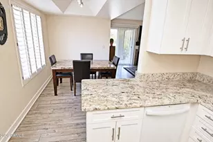 9730 N 94th Pl, Scottsdale, AZ 85258 - Photo 3