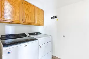 8431 W Wethersfield Rd, Peoria, AZ 85381 - Photo 27