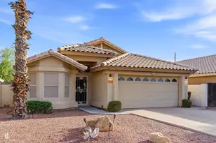 8431 W Wethersfield Rd, Peoria, AZ 85381 - Photo 37